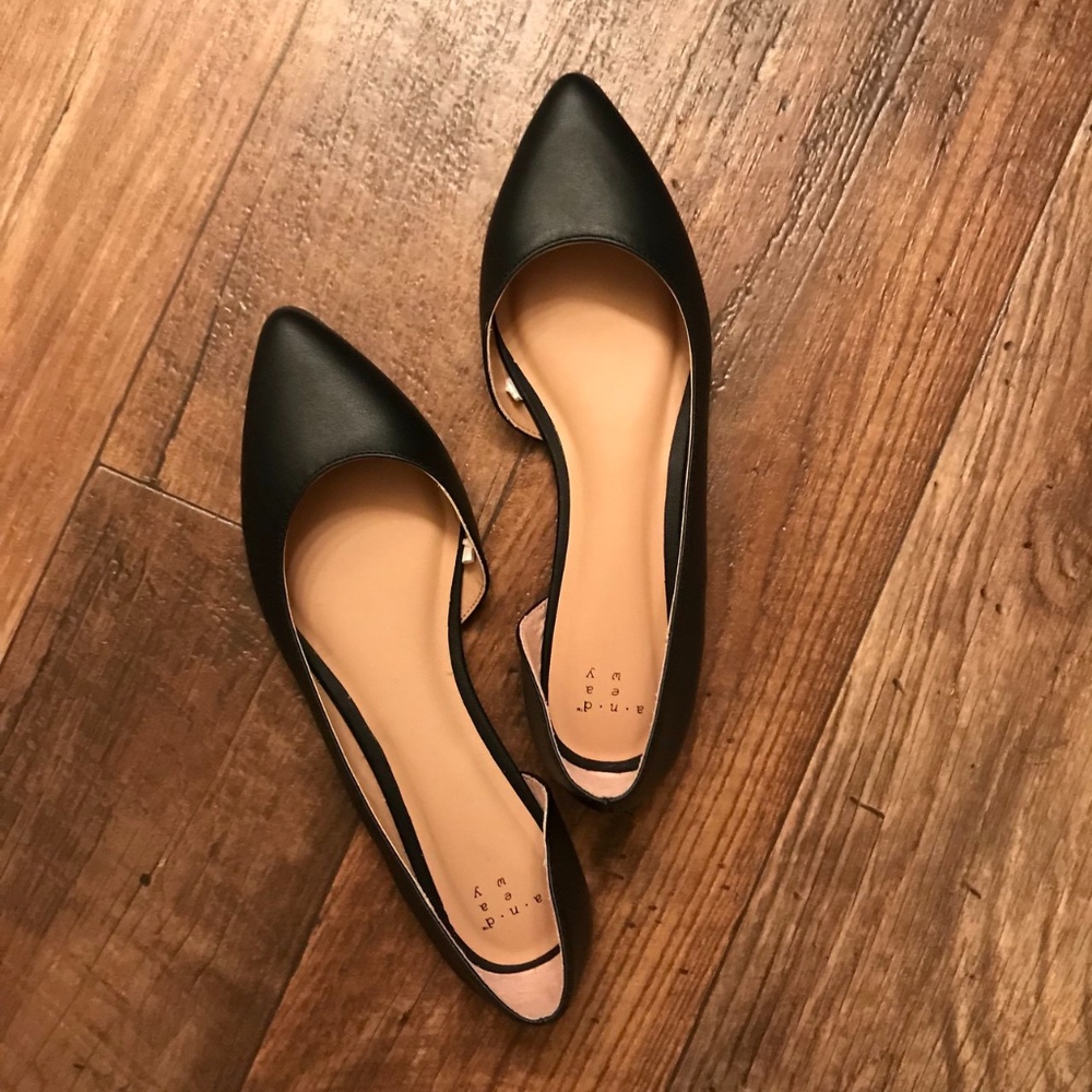 A New Day Black Pointed Toe Flats